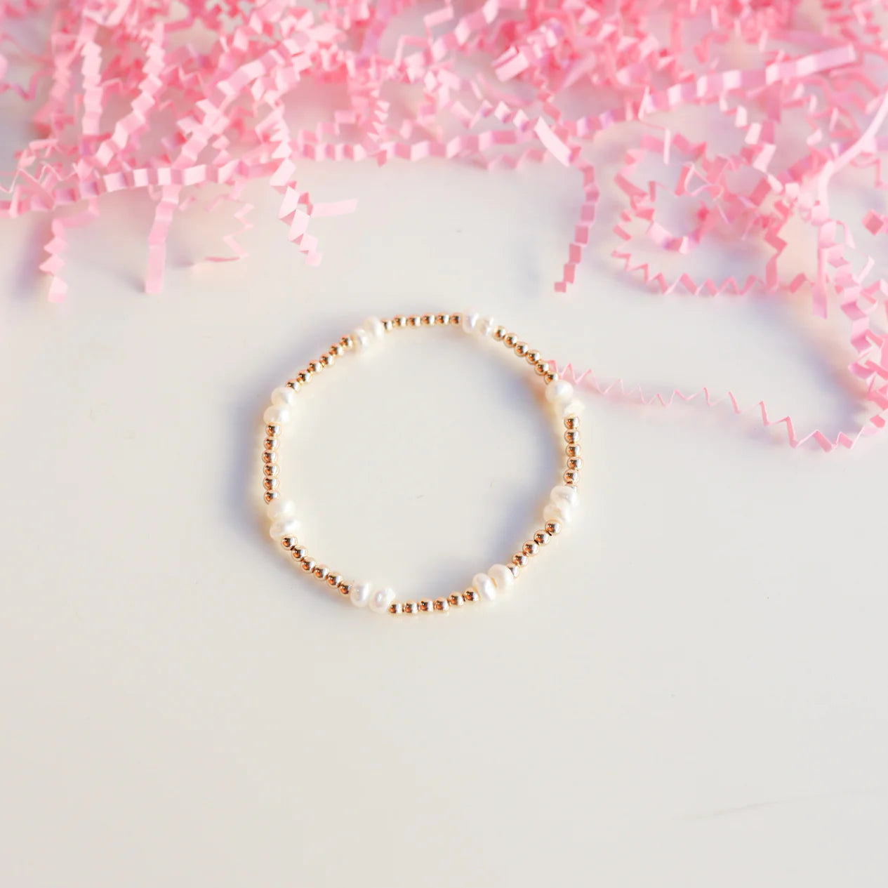 Beaded Blondes | Coastal Pearl Bracelet in Gold - bestdisneylandrvpark