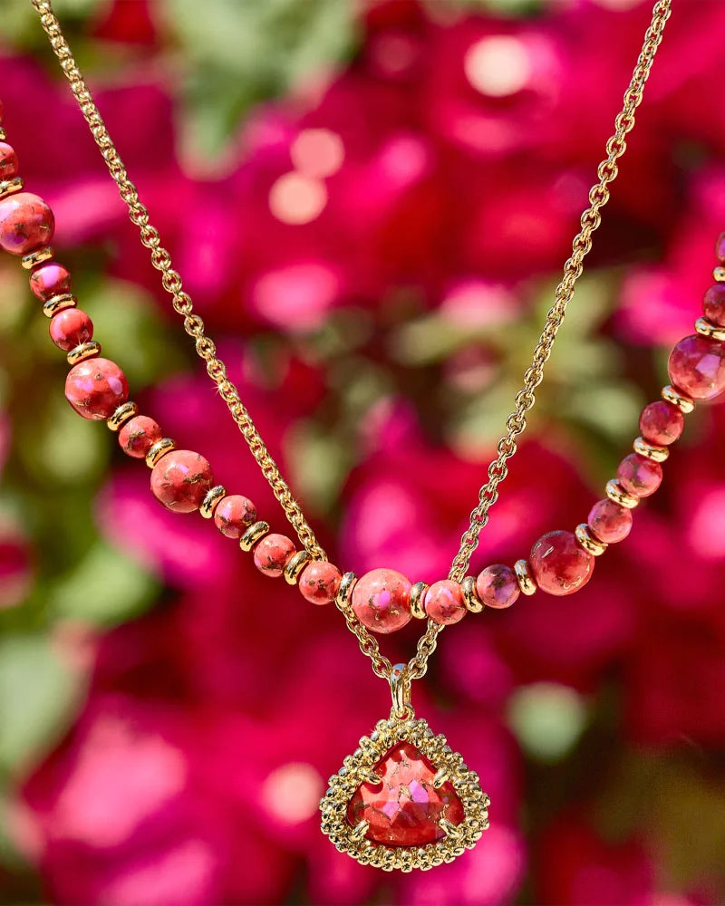 Kendra Scott | Framed Kendall Gold Short Pendant Necklace in Bronze Veined Red Fuchsia Magnesite - bestdisneylandrvpark