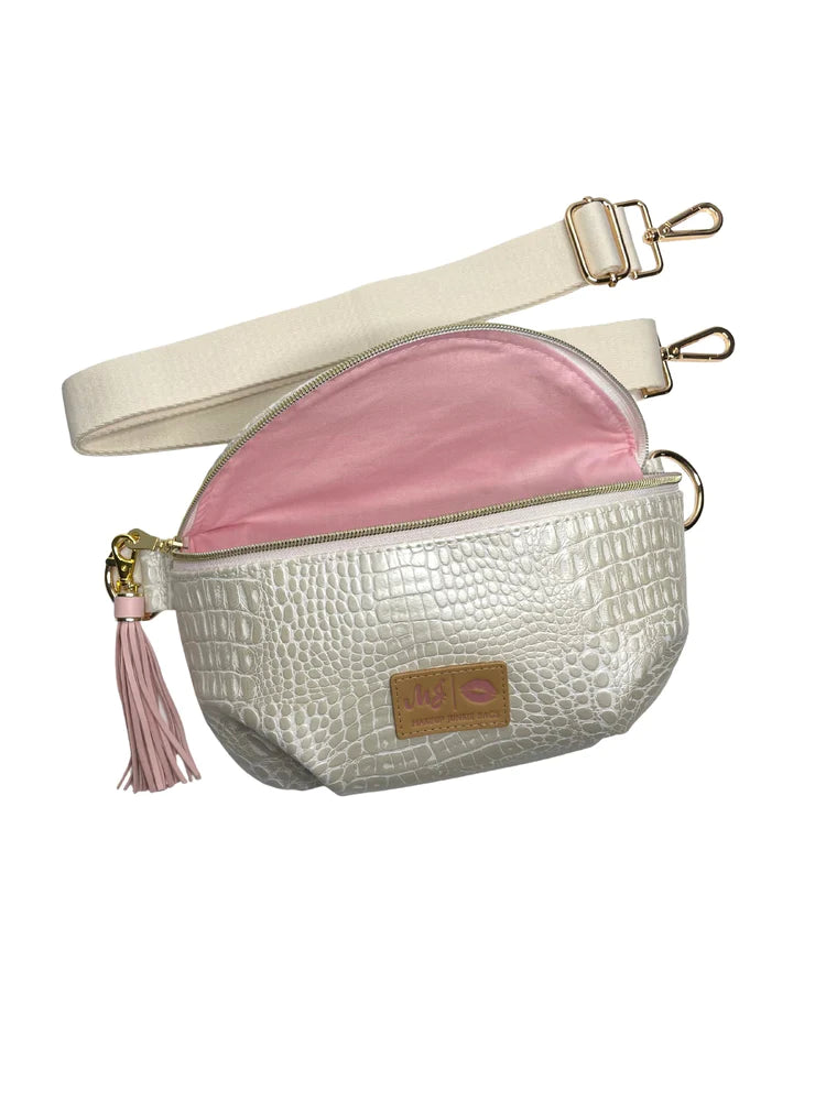 Makeup Junkie | Shade of Pearl Sidekick with Back Zipper in Pearl White Croc Print - bestdisneylandrvpark