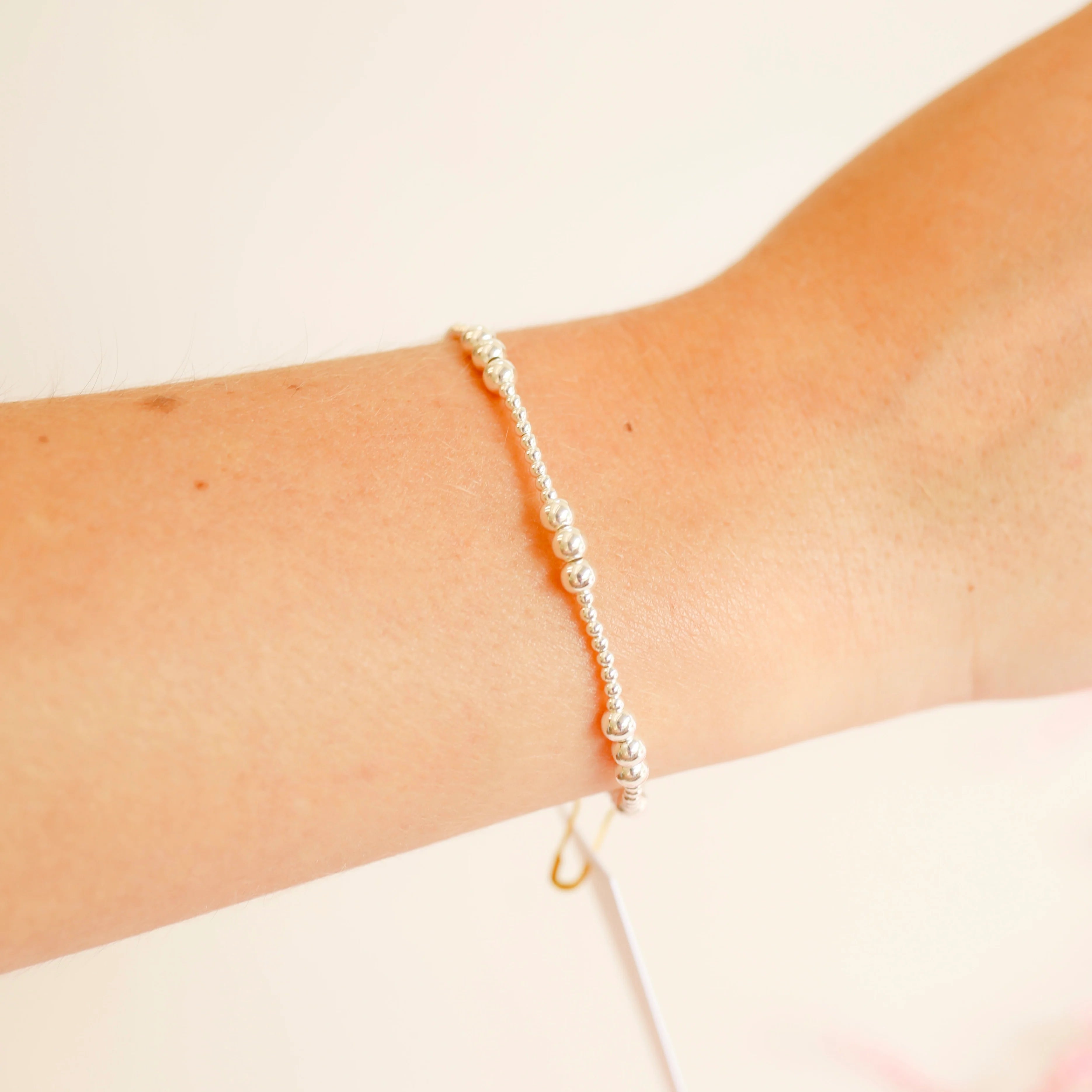 Beaded Blondes | ILY Silver Bracelet - bestdisneylandrvpark